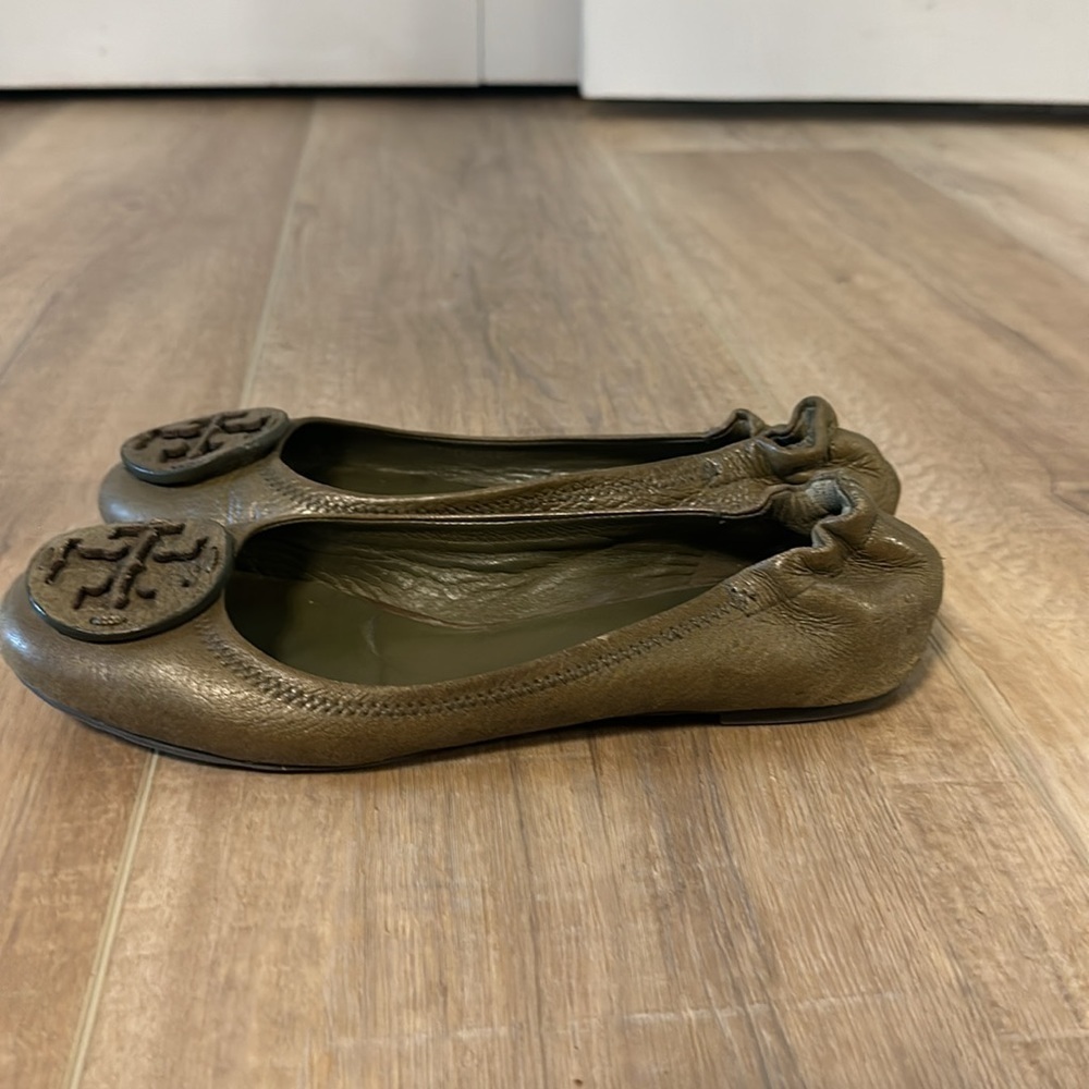 Tory Burch Reva green flats women’s size 8 - Picture 3 of 8